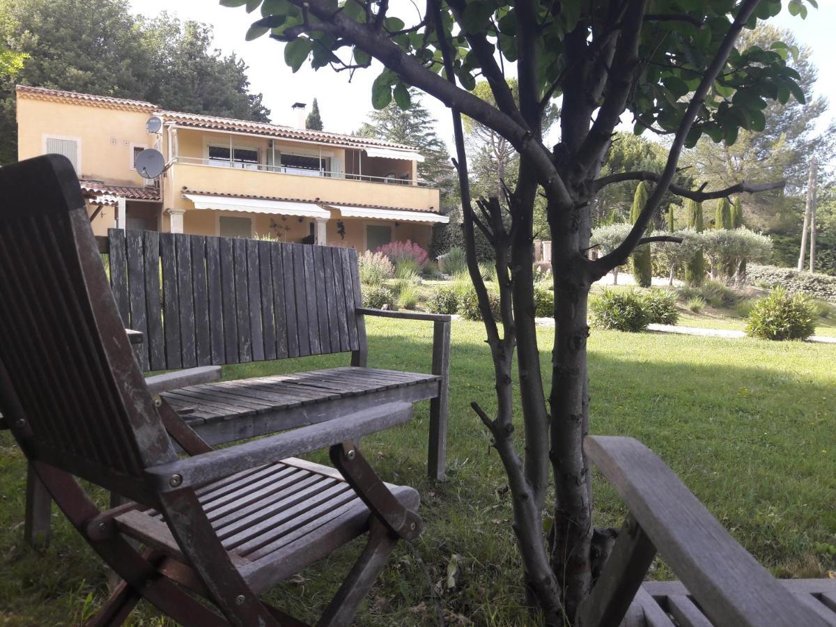 Les Cerises Bed and Breakfast Saint-Saturnin-d'Apt Buitenkant foto