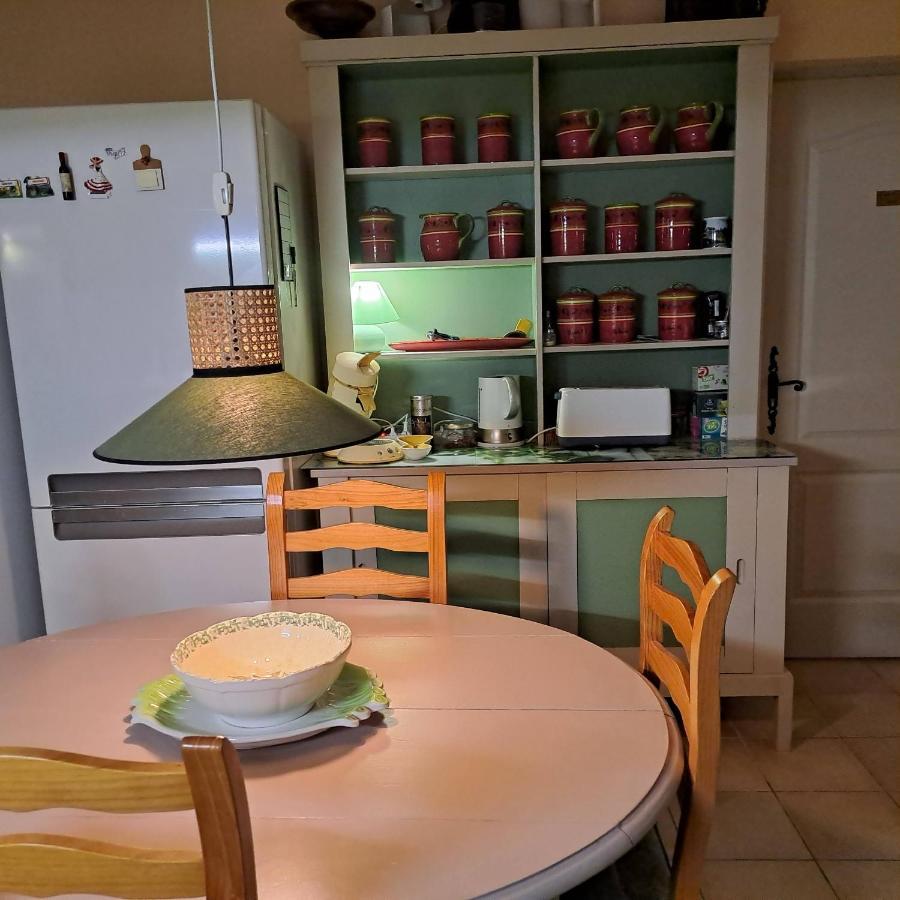 Les Cerises Bed and Breakfast Saint-Saturnin-d'Apt Buitenkant foto